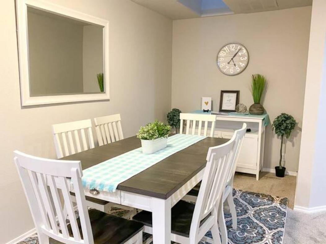 Ferienhaus The Getaway Se Across The Street From Greenbelt, Bown Crossing And River 3bd 3bath, 4 Beds! Lovely, Homey, Dining Table Seats 6 Boise